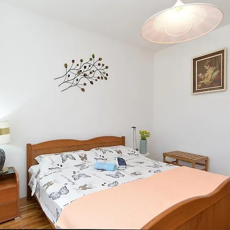 Апартаменти Vilim 2226 *