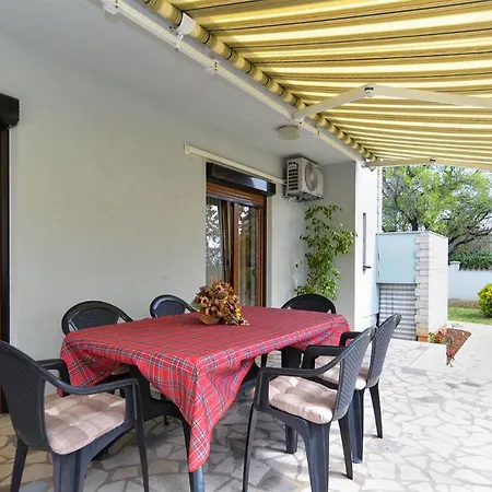 Apartment Vilim 2226 Pula