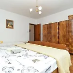 Vilim 2226 דירה *